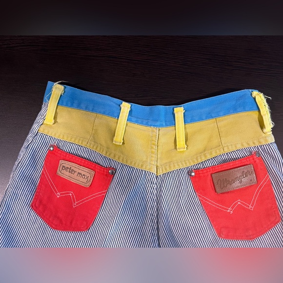 Peter Max x Wrangler Vintage Shorts - Picture 6 of 7